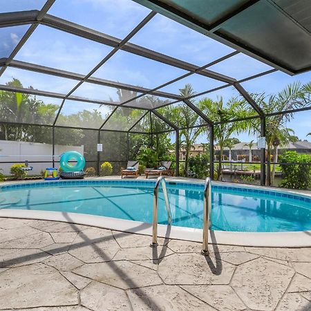 Gulf Access, Kayaks, Heated Pool - Cape By The Ocean - Roelens Villa Cape Coral Exterior photo